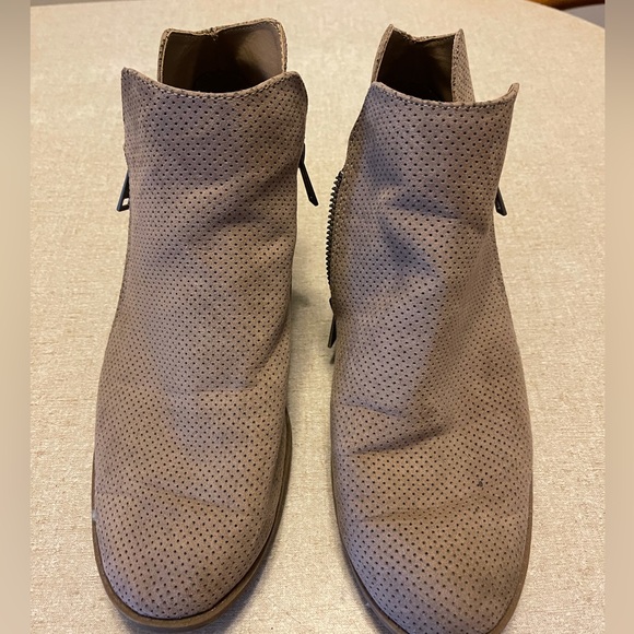 Women’s bootie - Picture 2 of 5